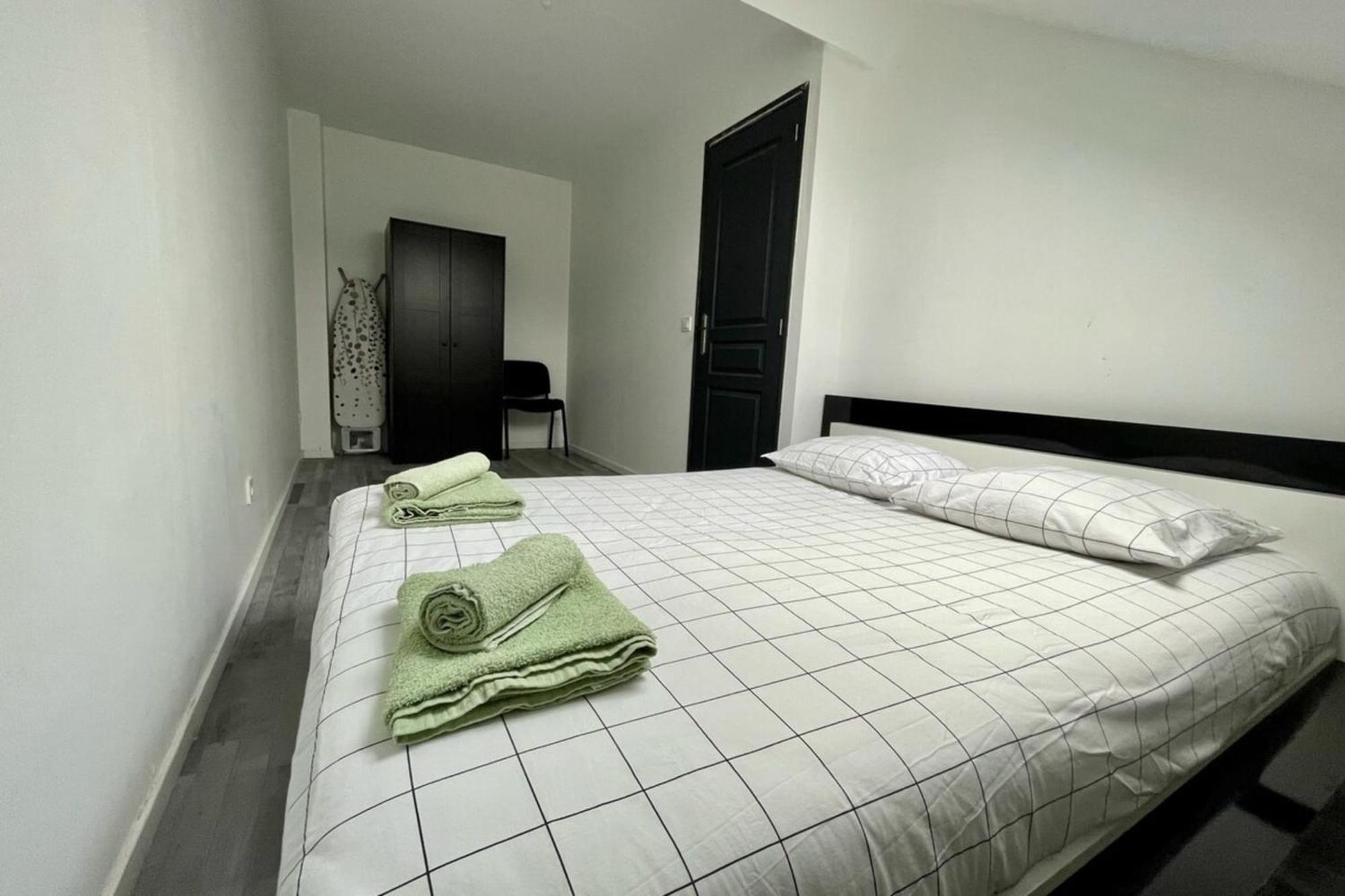 Appartement Duplex Montereau Centre - Chez Marc Extérieur photo